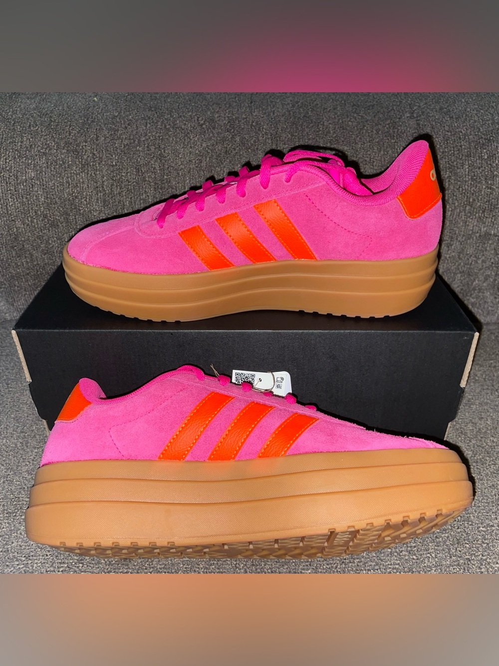 Women’s Adidas Size 7 VL Court Bold Shoes